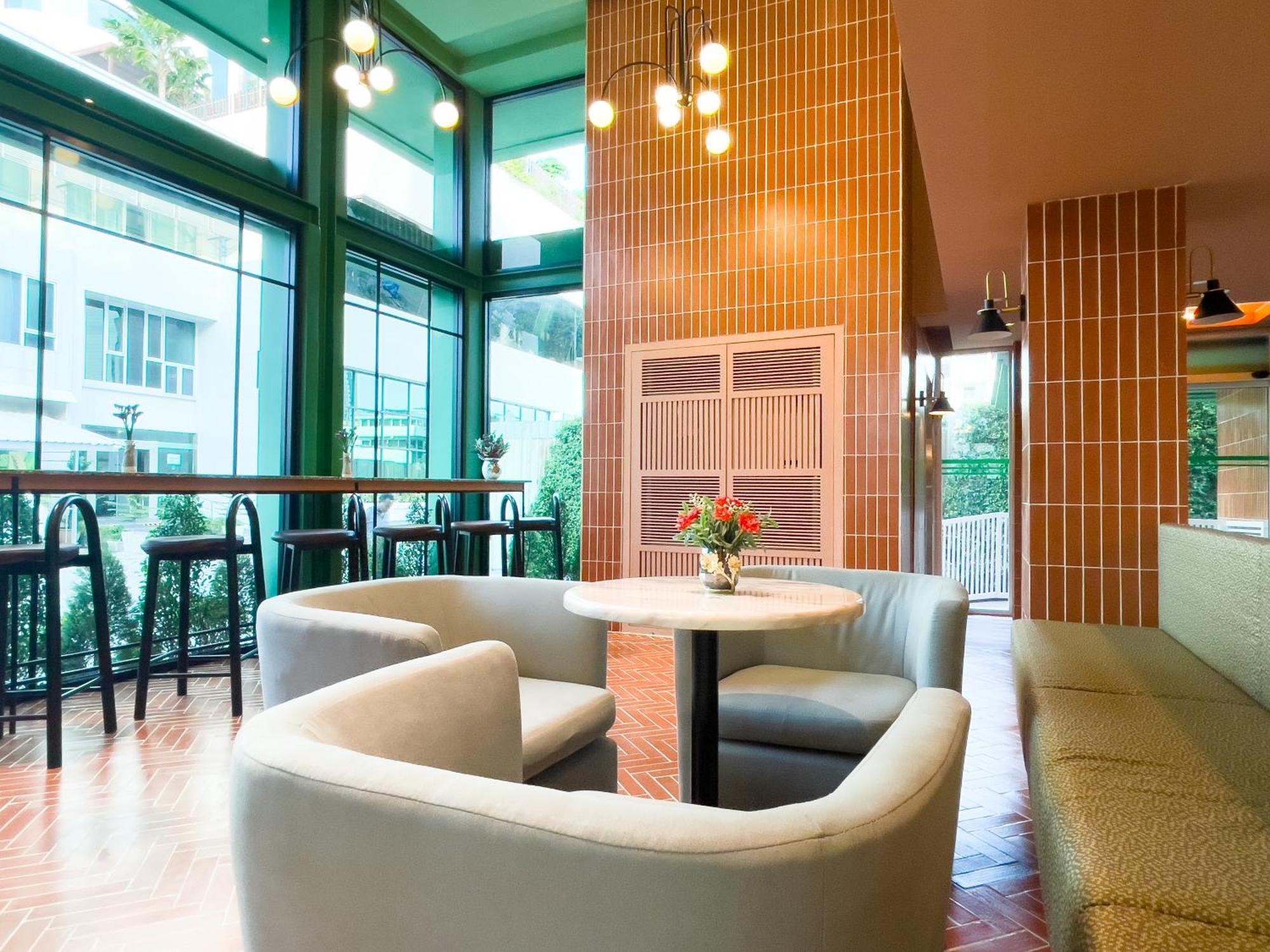 Happihaus Hotel Bangkok Exterior foto