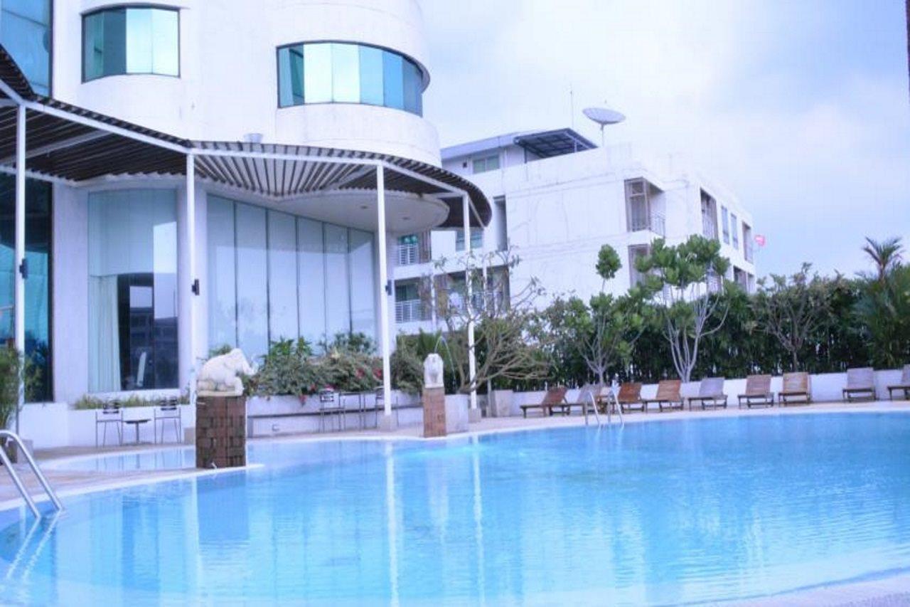 Happihaus Hotel Bangkok Exterior foto