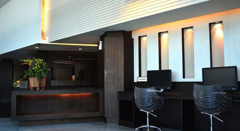 Happihaus Hotel Bangkok Exterior foto